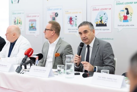 two column container - WKD 2026_tiskova konference Praha2