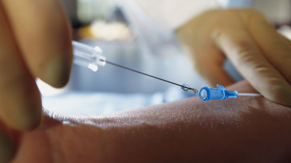 Detailní pohled na B. Braun kanylu